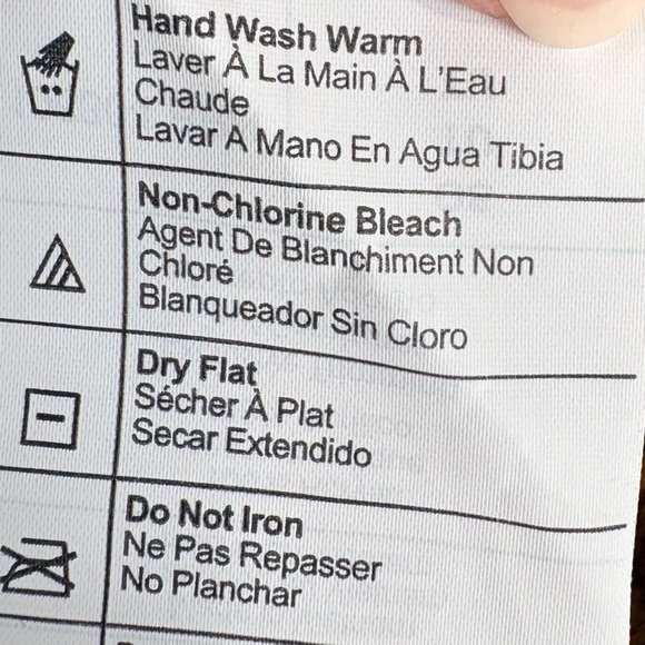 Carhartt Unisex Beanie in Brown with Gold Logo Accents OS - Picture 4 of 6